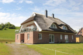 Ferienhaus Rohrweihe Haus Terrasse, Gartennutzung, Meerblick in Gager